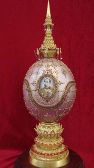 Embroidery Ostrich Egg SHell (1)